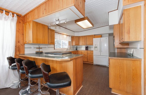 Bozeman House | Serene and Private 4-bedroom house on gated 1 Acre Lot. PETS OK!