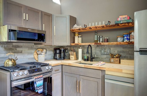 Boone Cabin | Serene Escape w/Spa Baths, Great Location