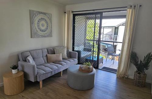 Noosaville Apartment | Serene Escape with Resort Amenities
