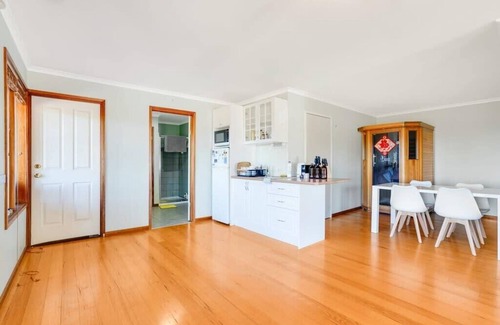 Sassafras House | Serene Getaway in Nature - Glamping Experience!
