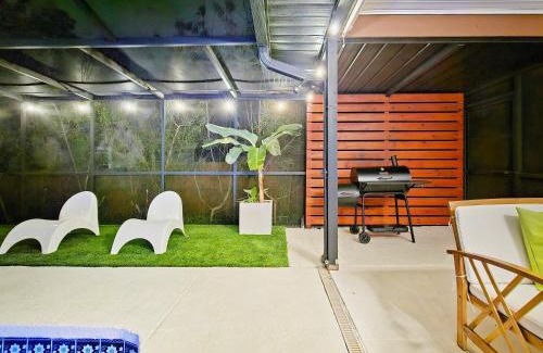 Temple Terrace Villa | Serene Heated Pool Oasis Tampa Vacation