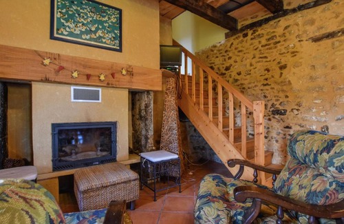 Loubejac House | Serene Holiday Home in Loubejac with Private Swimming Pool