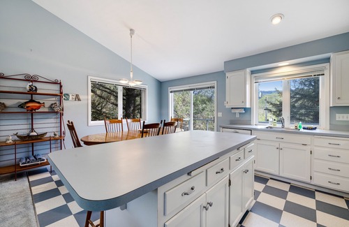 Neskowin House | Serene home with entertainment, full kitchen & easy beach access