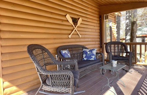 Bryson City House | Serene Nantahala Village Cabin w/Pool near Nantahala Outdoor Center!