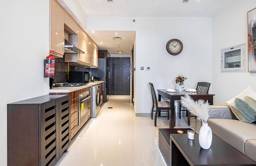 Downtown Dubai Apartment | Serene Studio Apartment in Elite Downtown Dubai