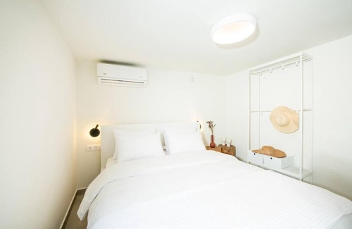 Nea Iraklia House | Serene Villas Halkidiki - Deluxe