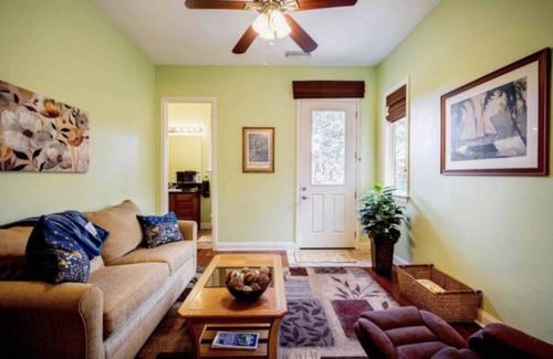 Valley Center Apartment | Serenity Apt with Majestic Views: 2Rms, Sleeps 2-3. Pets ok! Large patio BBQ