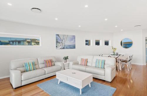 Fingal Bay House | serenity at Fingal Bay 2