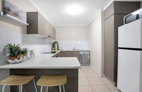 Cairns North Apartment | Serenity at The Edge A Private Poolside Apartment