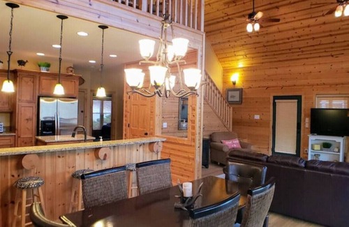 Serenity Bay House | Serenity Bay Lakehouse