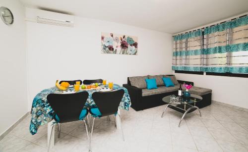 Vrsi Apartment | Serenity by the sea #2 - private terrace