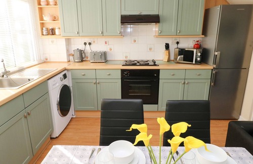 Stackpole House | SERENITY BY THE SEA, family friendly in Lamphey