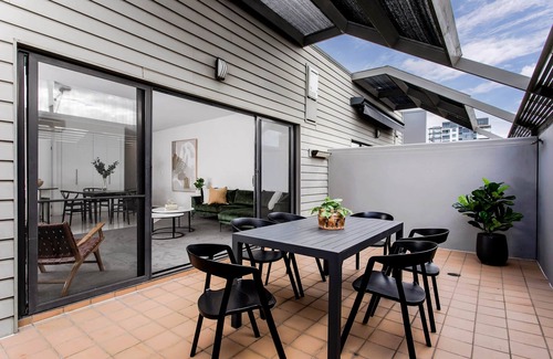 Kent Town Apartment | Serenity - Close to the City and The Parade