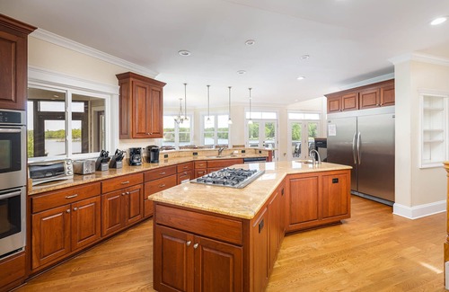 Bumpass House | Serenity Cove-Waterslide! You won't want to go back home.