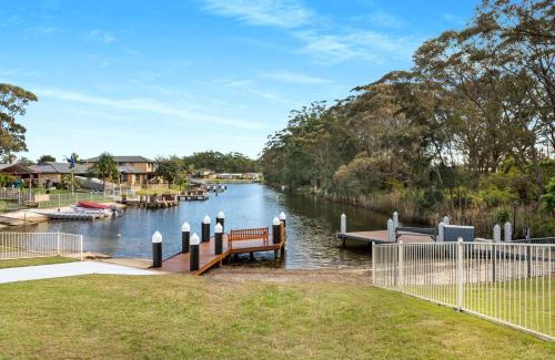 Sussex Inlet House | Serenity Escape - Belle Escapes Jervis Bay