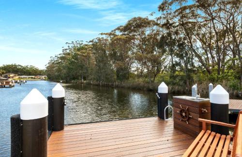 Sussex Inlet House | Serenity Escape - Belle Escapes Jervis Bay