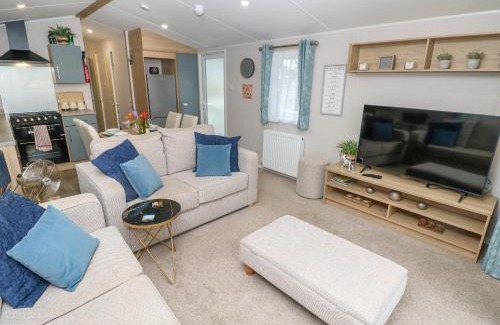 Cowes House | Serenity