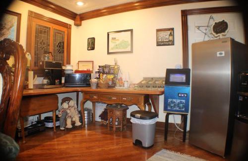 Brownsville Bed & Breakfast | Serenity Hill Bed and Breakfast