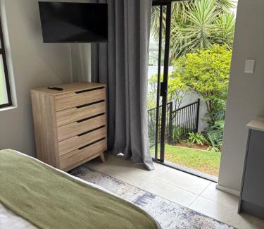 Greater Johannesburg Metropolitan Area Apartment | Serenity Luxury Guesthouse