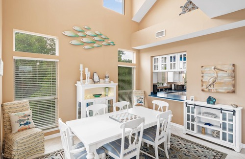 Jose's Hideaway House | SERENITY NOW~1 Min. To BEACH!-SCREENED-IN HEATED POOL-2 Carts-4&6, Island Club