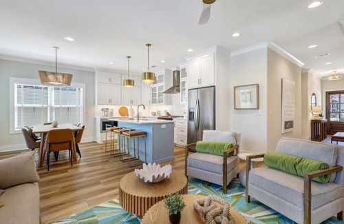 Saint Simons Heights House | Serenity Oasis - Villa 2 - Professionally Designed Duplex Home with Luxurious Heated Pool and Spa!