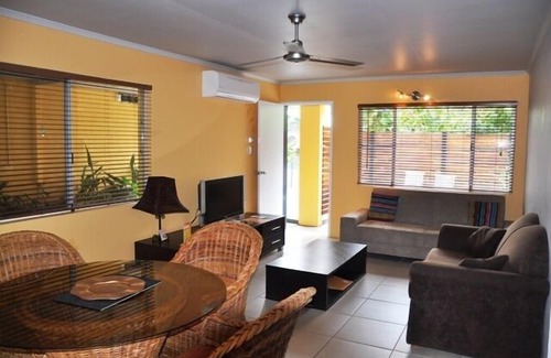 Picnic Bay Apartment | Serenity on Magnetic Unit 5