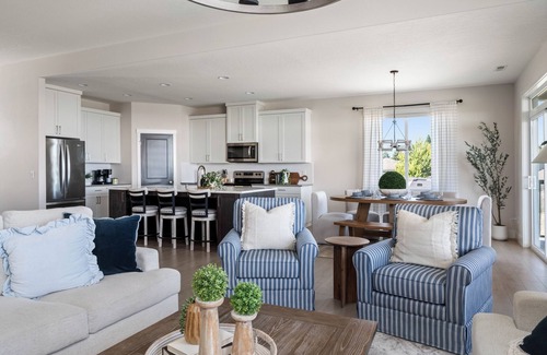 Tri-Cities House | Serenity's Edge - Large Kennewick Home