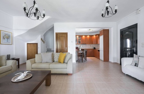 Kriopigi House | Serenity Villa by Luxlikehome
