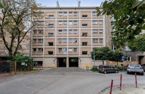 Kleparz Apartment | Sereno Vista Apartment by BookingHost