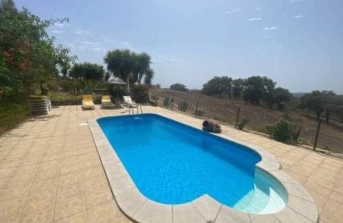 Sao Barnabe House | Serra do Caldeirao Villa with Pool