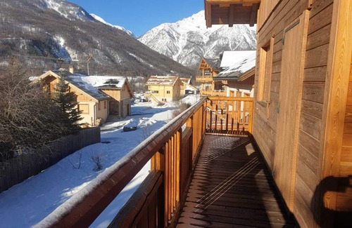 Monetier-les-Bains Ski Chalet | Serre chevalier, magnificent mountain chalet