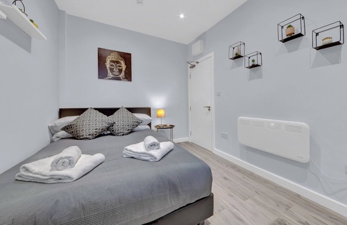Hillingdon Apartment | Serviced Ensuite Room In West Drayton London UB7