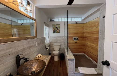 Caye Caulker Apartment | Serviced luxury apartment on the beach