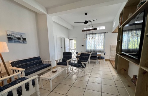 Caye Caulker Apartment | Serviced luxury apartment on the beach