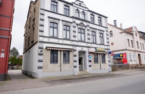 Konig Ludwig Apartment | Serviceroom24 - Apartment 3 in Recklinghausen WLAN - Smart-TV - 24-7 Check-in und Küche