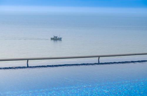 Santiago Hotel | Sesimbra Oceanfront Hotel - Preferred Hotels and Resorts