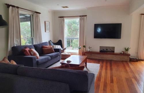 Arthurs Seat House | Set amongst the treetops of Arthurs Seat