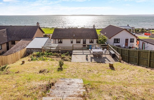 Fearn Cottage | Set in the village of Balintore, this spacious house offers an enclosed garden.