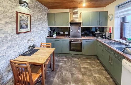 Threlkeld Cottage | Set in Threlkeld, a quiet village with views of Blencathra.