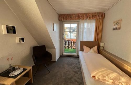 Ortsmitte Hotel | Sevda's Hotel Garni Weinforth