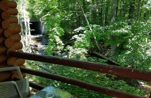Lake George House | Seven Dwarfs Cabin - On The Brook Cabins