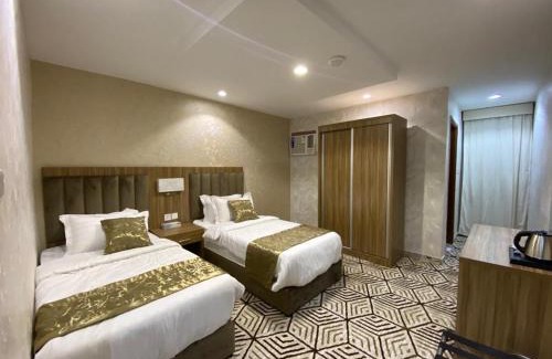Al Bad Hotel | Seven Mountains Hotel فندق الجبال السبعة