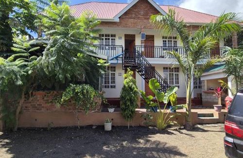 Arusha Bed & Breakfast | Seven Seven B&B