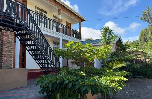 Arusha Bed & Breakfast | Seven Seven B&B