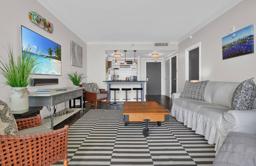 Coconut Grove Condo | SF Sight of SAIL Boats! Tranquil 1/1.5 Coconut Grove