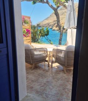 Khora Sfakion Apartment | Sfakia On the Beach