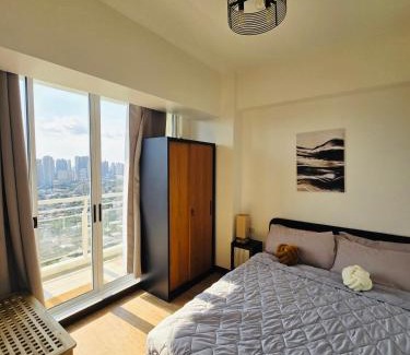Pasig Apartment | SG Urban Staycation