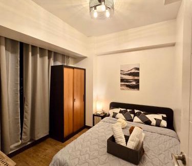 Pasig Apartment | SG Urban Staycation