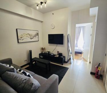Pasig Apartment | SG Urban Staycation
