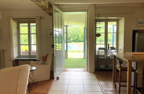 Chermignac House | SHABBY CHIC PARADISE “Huge house, gardens and pool. So much fun. Loved it”.